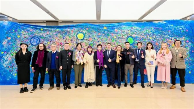 “浩瀚与永恒”国际当代名家戈鲁能量美学作品展盛大开幕